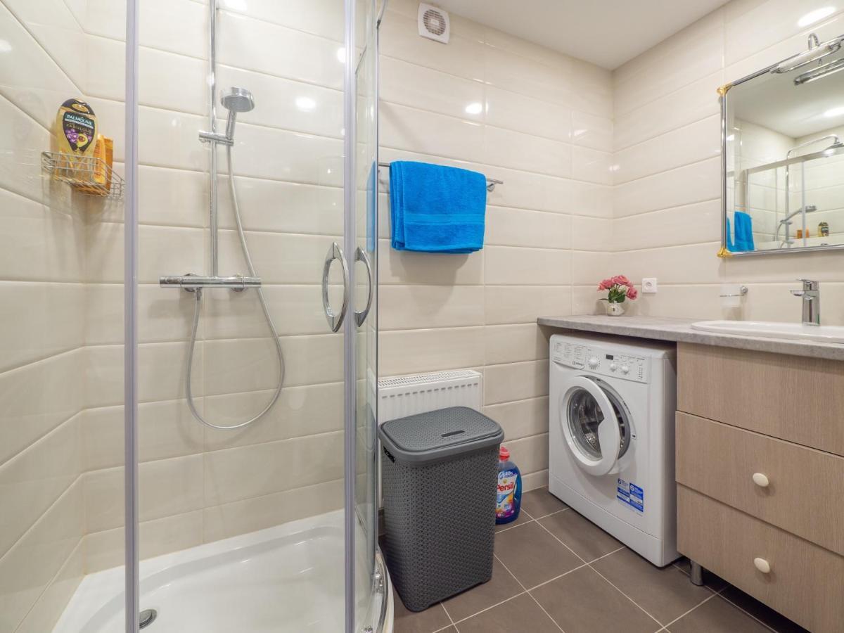 شقة New!!!Townhouse Three Floors!!! Jūrkalne المظهر الخارجي الصورة