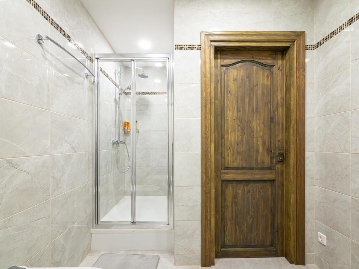 شقة New!!!Townhouse Three Floors!!! Jūrkalne المظهر الخارجي الصورة